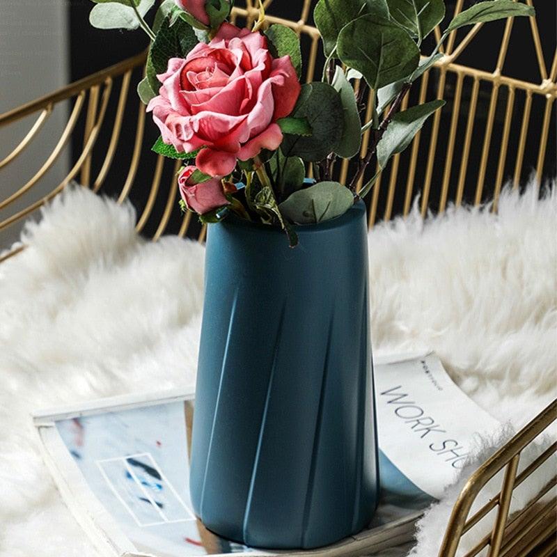 Retro Decorative Flower Vases